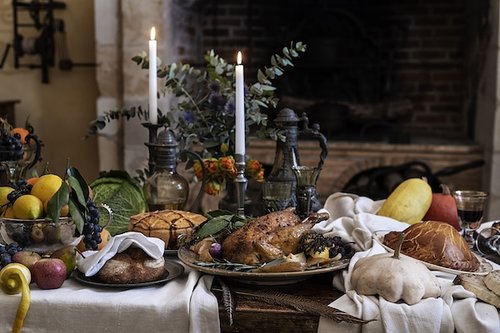 Photo reportage about French gastronomy and fine dining of the Renaissance times.