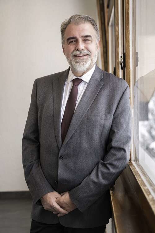 Corporate portrait shooting for Sommet Education