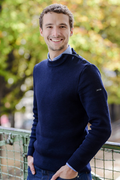 Corporate portrait photo for the website's foundation