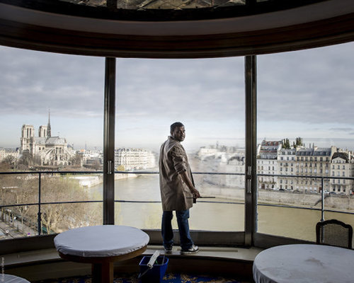 Laurent Villeret a shooté pour la marque employeur de La Providence, des portraits in situ des employés