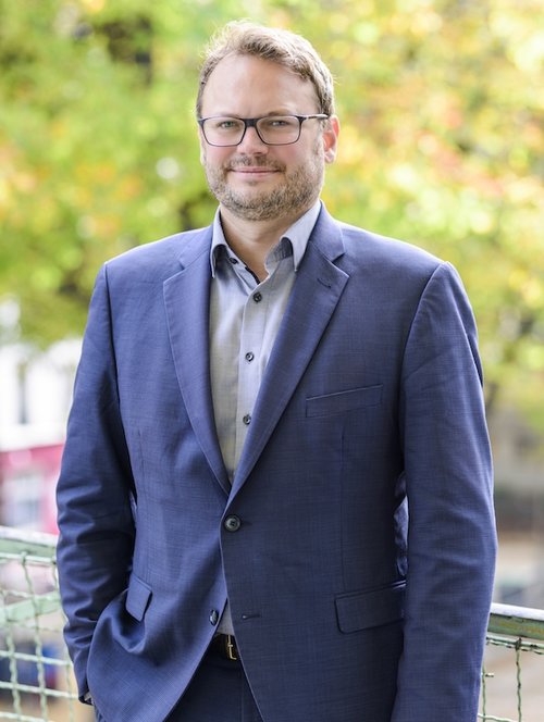 An individual portrait photo for the foundation's website