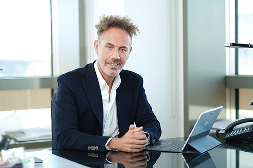 International corporate report and portraits shooting.