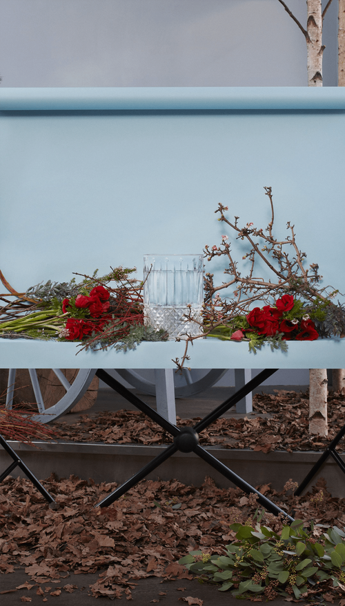 Shooting photo and stop-motion for Saint Louis' floral calendars.