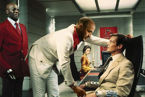 The agencies directors have been included in scenes from the James Bond films for Agencies Night.